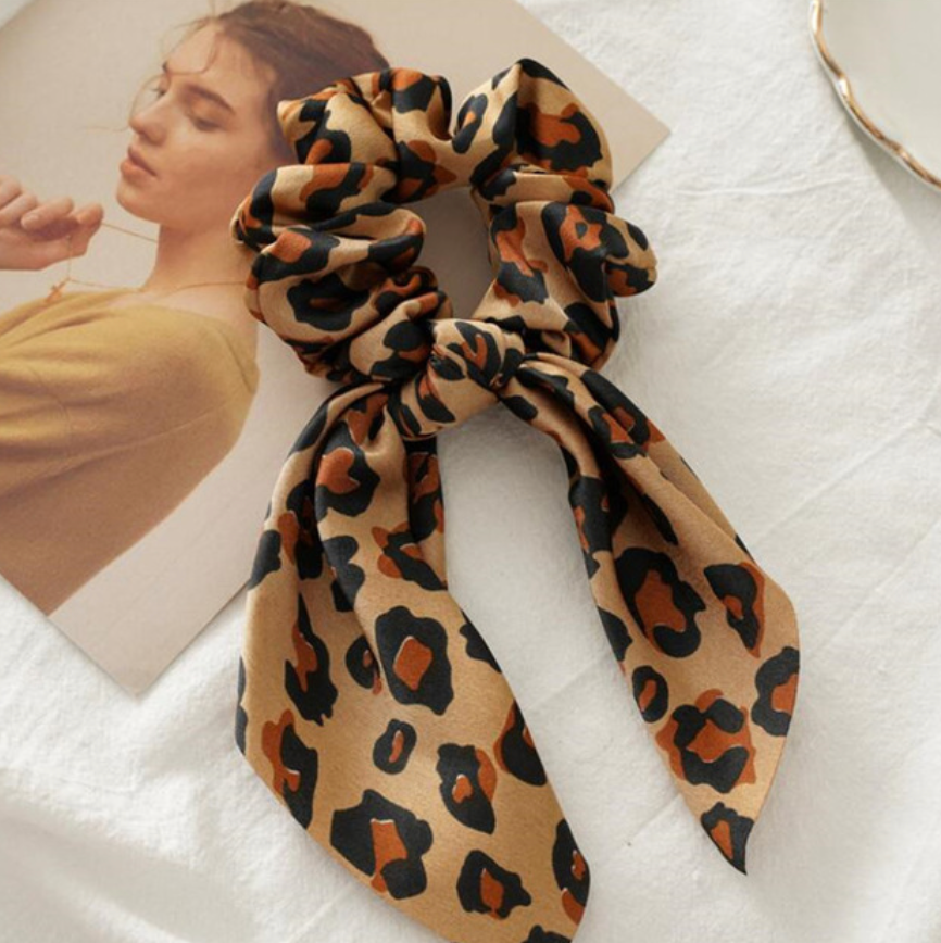 ONLINE EXCLUSIVE! Leopard Print Hair Scrunchies